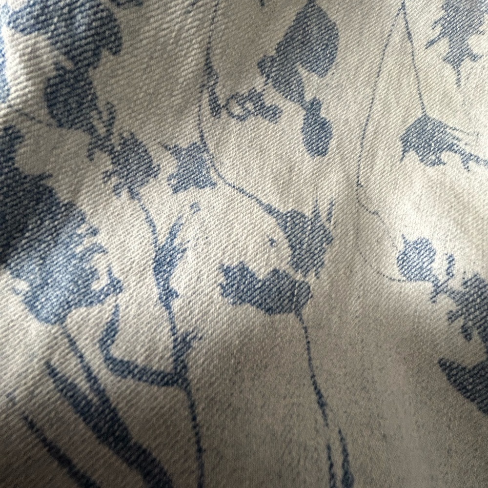 NWT BDG (UO exclusive) Floral print wide leg jeans Size 28 Relaxed fit Low rise - Picture 11 of 12
